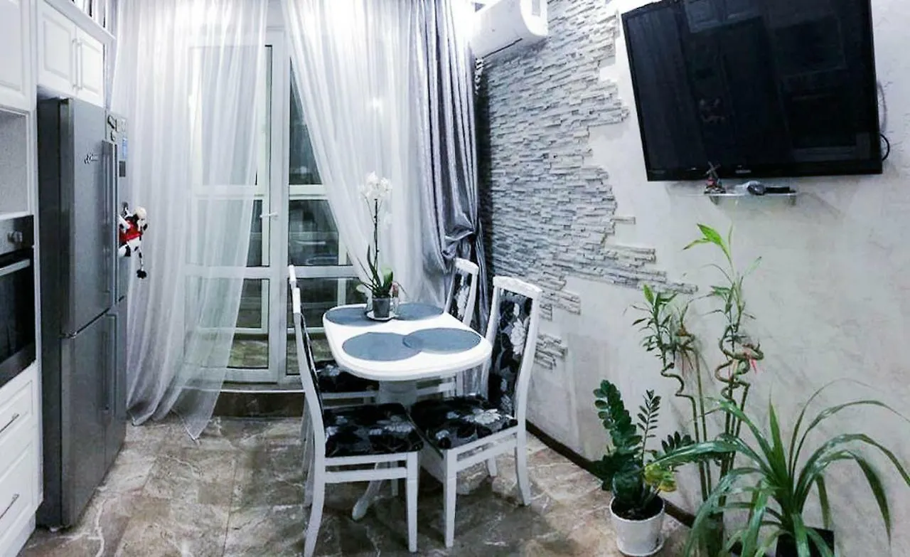 Rent-Kiev Apartment on LuxKlavdievskaya 0*, Kiev